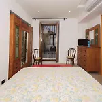Apartament Gioeni 23 *